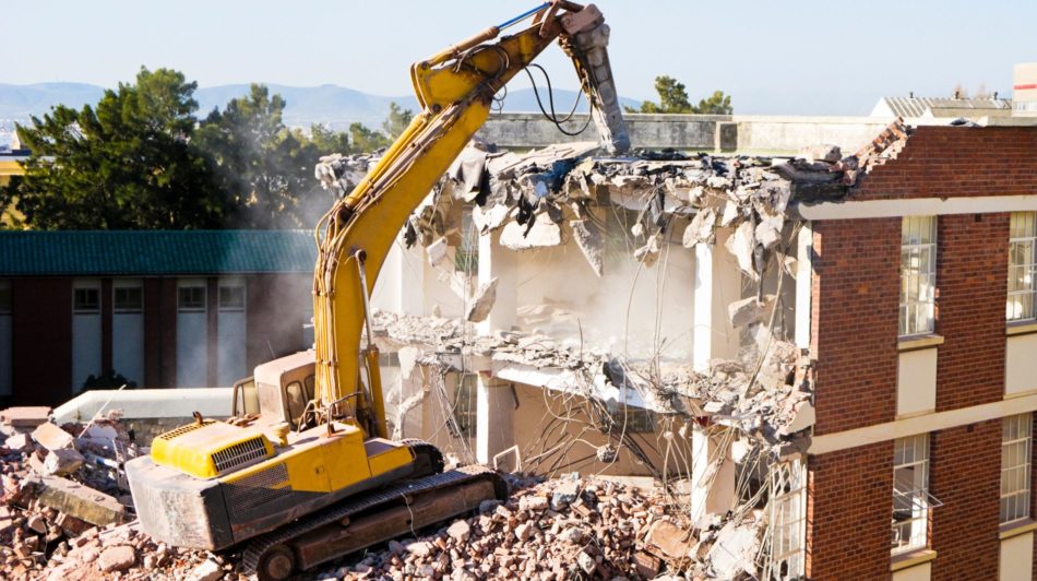 Démolition de maison : conseils pour un projet maîtrisé